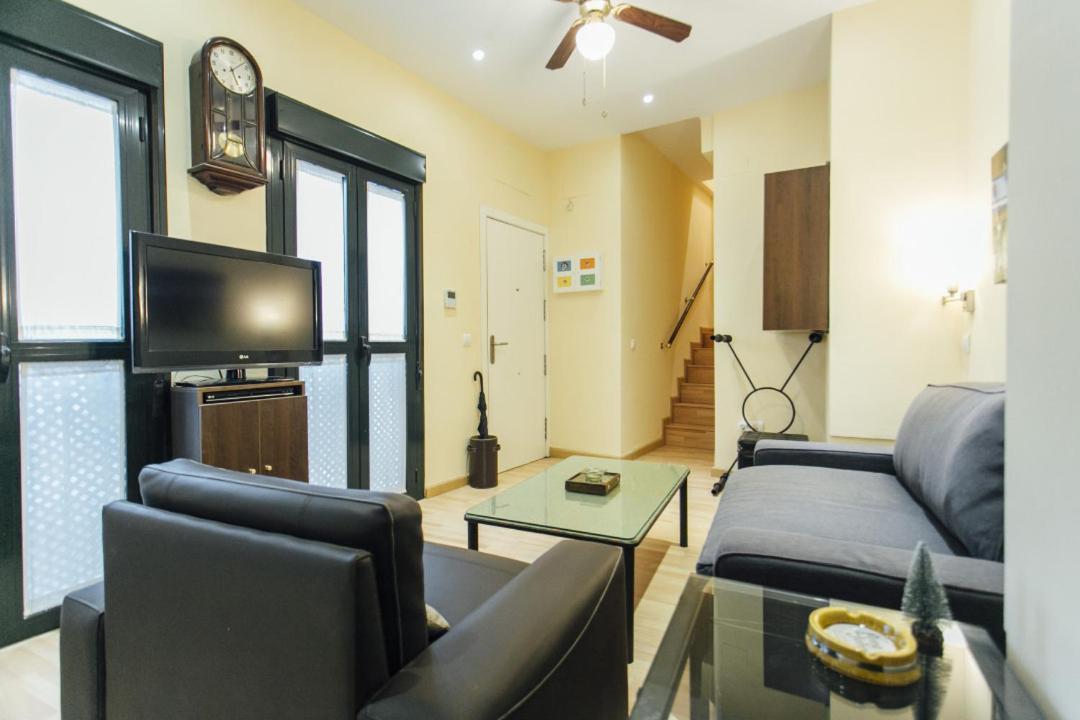 Apartamento Bright Duplex W/ Terrace Sevilla Exterior foto