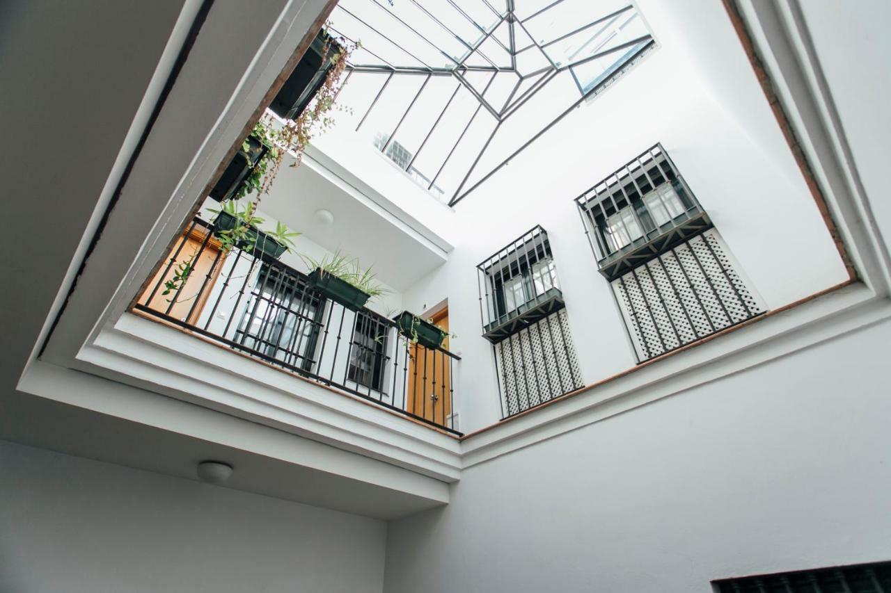 Apartamento Bright Duplex W/ Terrace Sevilla Exterior foto