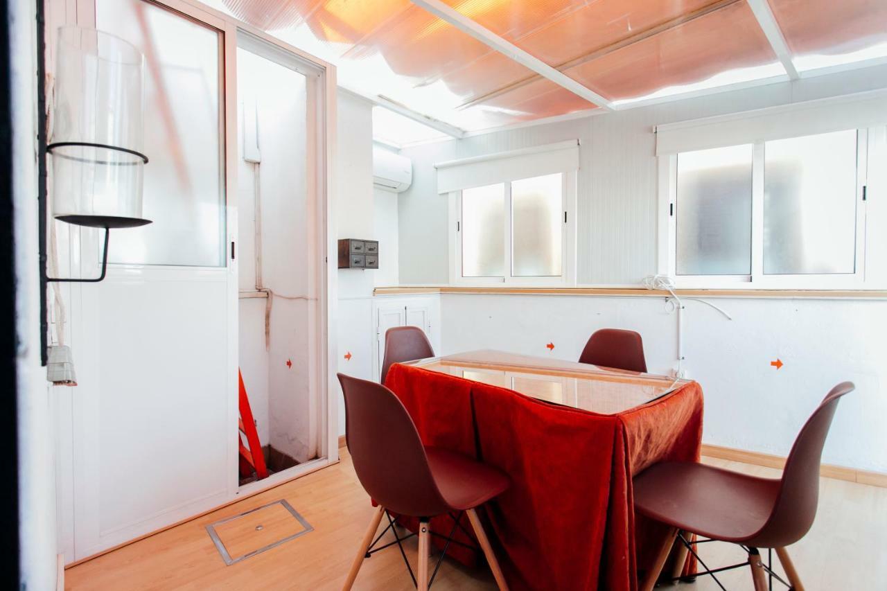 Apartamento Bright Duplex W/ Terrace Sevilla Exterior foto