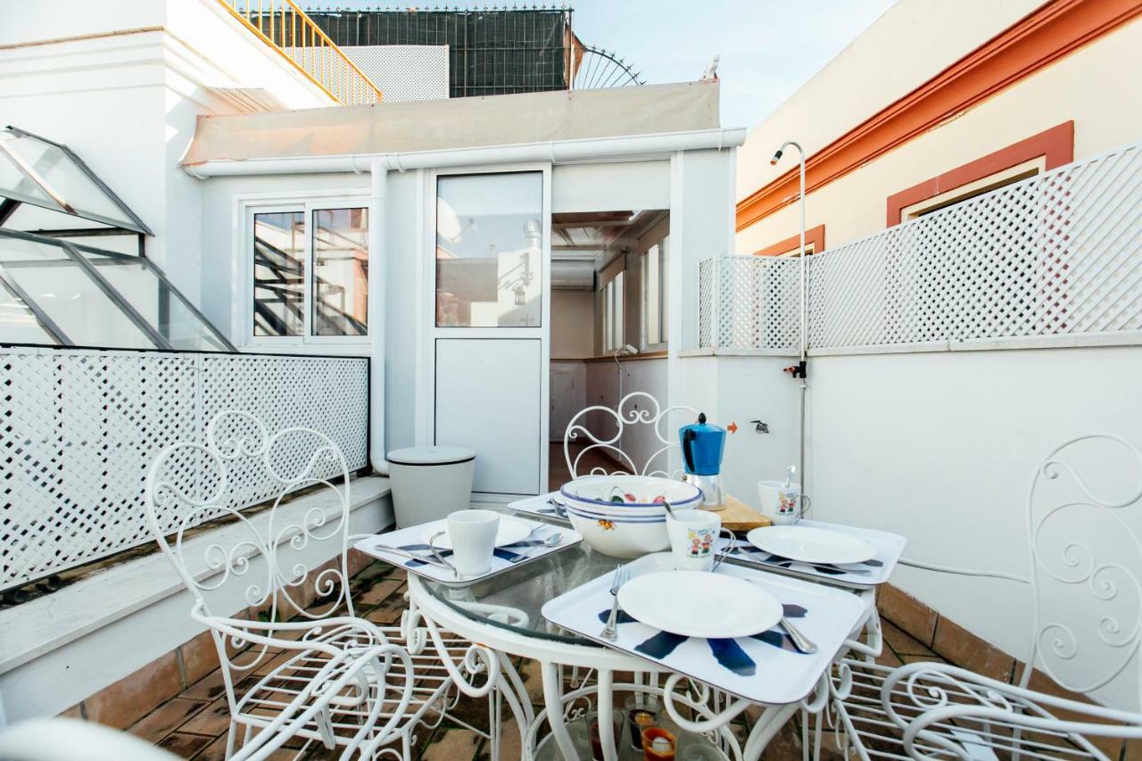 Apartamento Bright Duplex W/ Terrace Sevilla Exterior foto