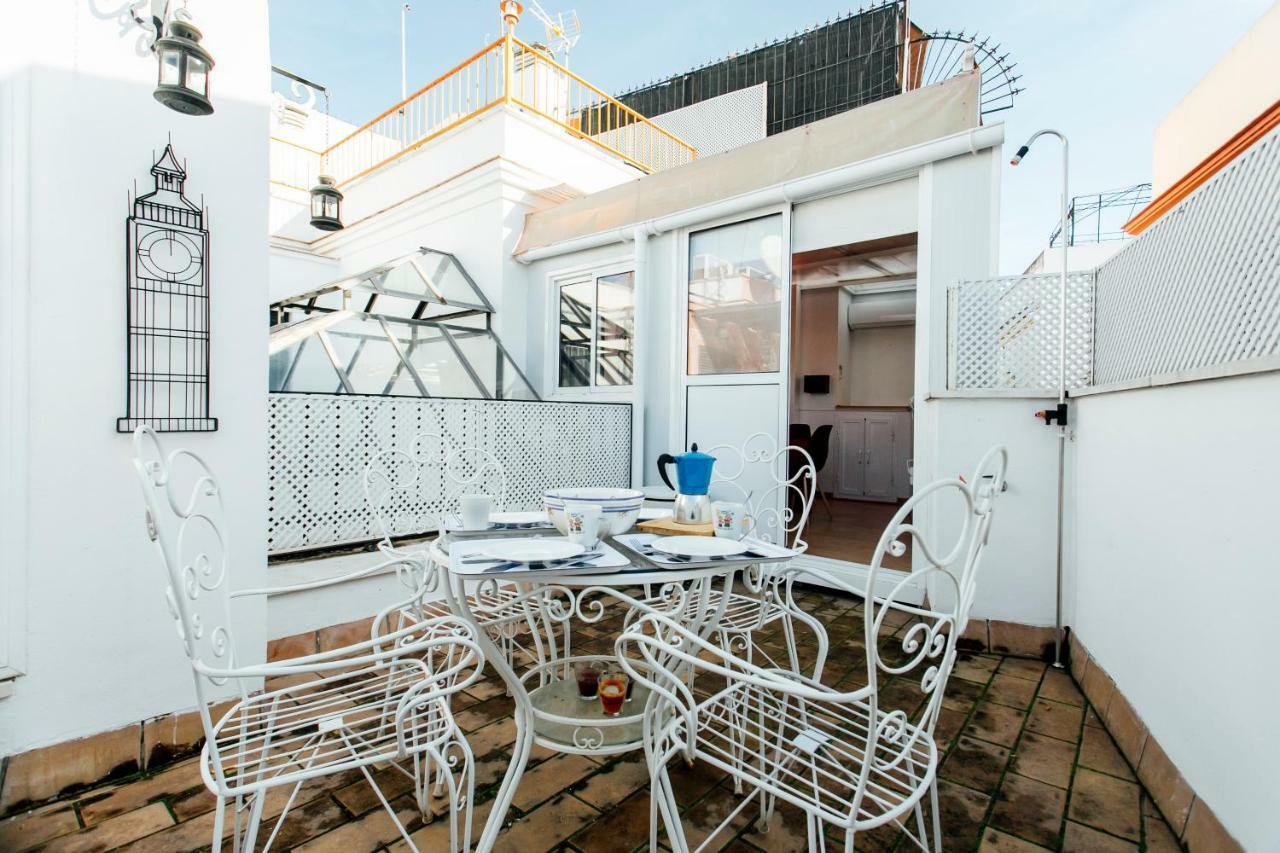 Apartamento Bright Duplex W/ Terrace Sevilla Exterior foto