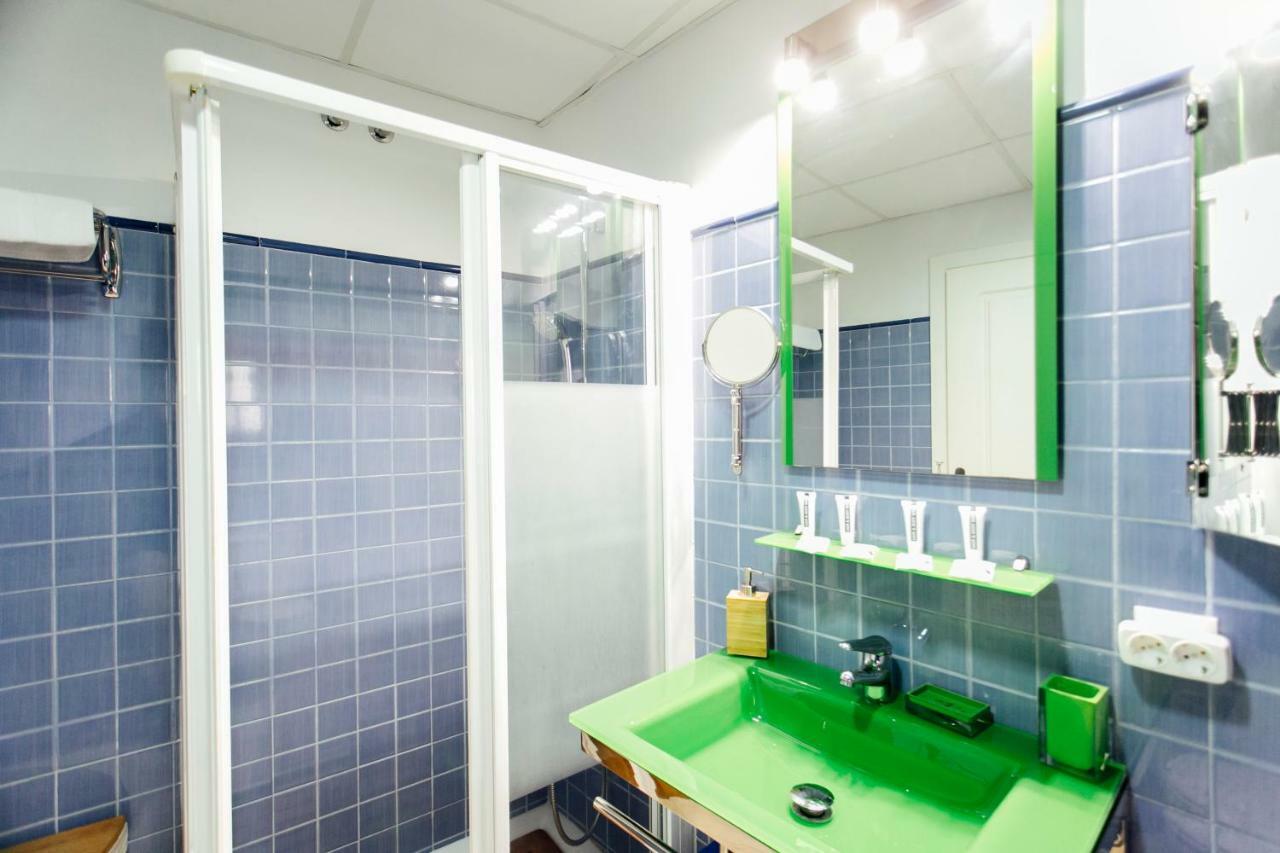 Apartamento Bright Duplex W/ Terrace Sevilla Exterior foto